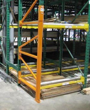 Repaired pallet rack upright