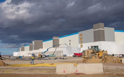 The Biggest Amazon Warehouses in the World (2026 Update)
