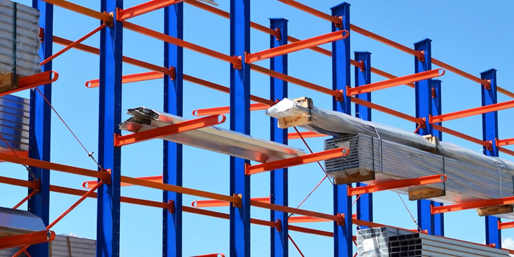 Cantilevered racking