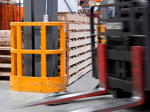 How to Implement a Warehouse Rack Safety Program Checklist | Damotech