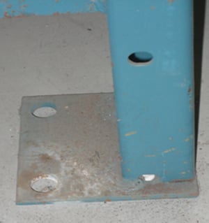 Damage no anchor pallet rack