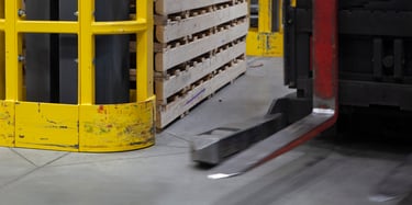 Why Aisle Width Matters When It Comes to Pallet Rack Safety