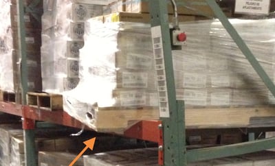 Overhang wood pallet