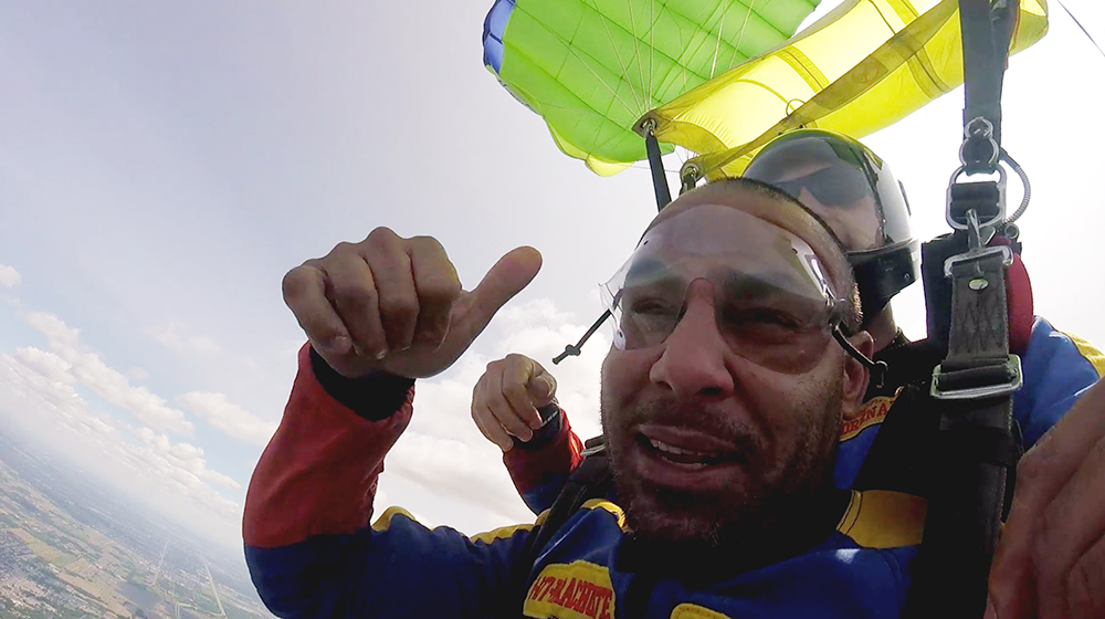 Antonio parachute jump