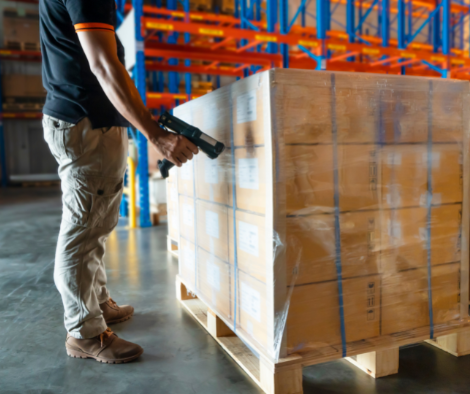 Barcode Scanning Merchandise in Warehouse